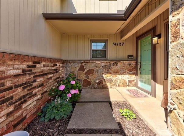 14127 Crossing Way East, Edmond, OK 73013
