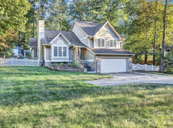 911 Fanning Bridge Road, Fletcher, NC 28732