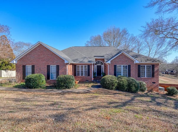 227 Saddlebrook Drive, Moore, SC 29369