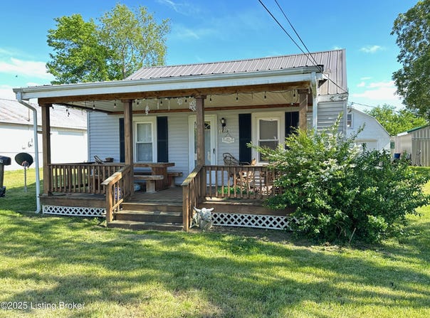 1629 Bardstown Rd, Hodgenville, KY 42748