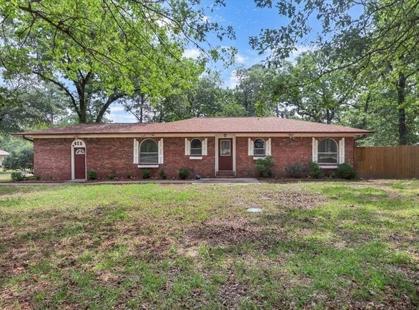 415 Lone Star Lane, Hideaway, TX 75771