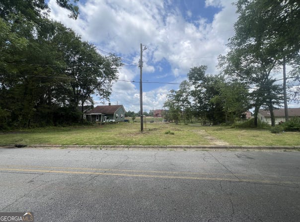 333 N 10th, Griffin, GA 30223