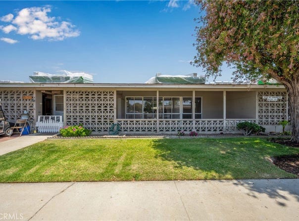 13341 M-6 St Andrews Drive, Seal Beach, CA 90740
