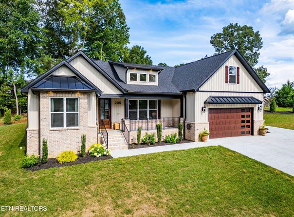 205 Chahyga Circle, Loudon, TN 37774