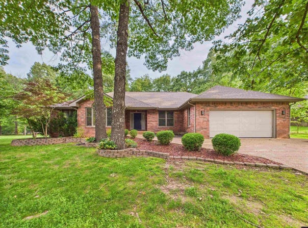 509 Baypoint Drive, Mountain Home, AR 72653
