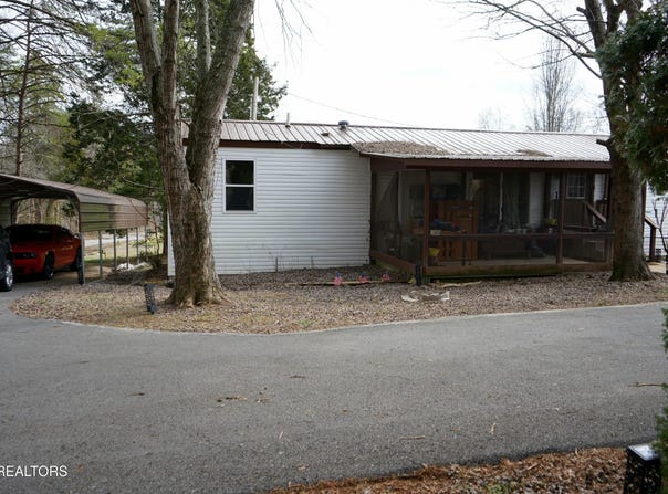775 Bethlehem Rd, Livingston, TN 38570