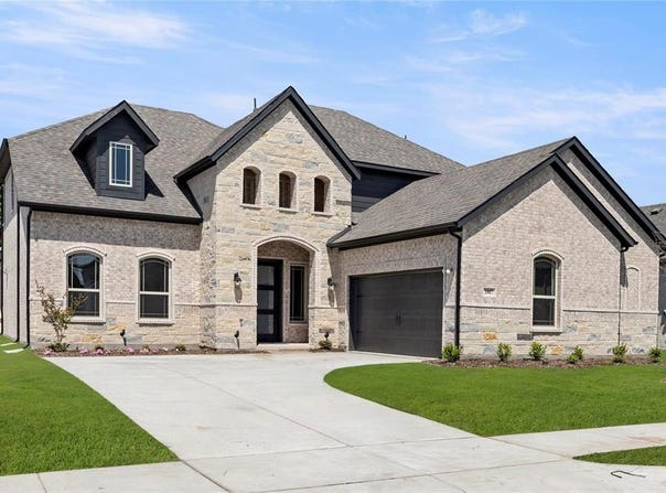 3907 Lochwood Drive, Rowlett, TX 75088