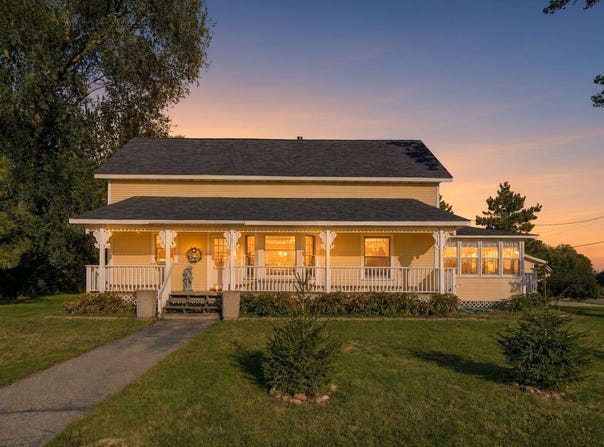 15974 Clayton Avenue E, Rosemount, MN 55068