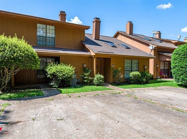 3230 Eastwood Drive, Shreveport, LA 71105
