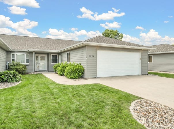 1434 Indian Hills Drive, Spirit Lake, IA 51360