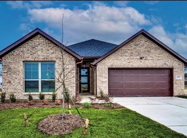 619 Escovedo Drive, Italy, TX 76651