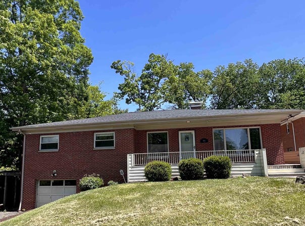 102 Ricketts Road, Huntington, WV 25705