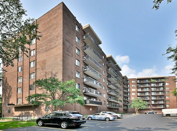 711 S River Road S, Des Plaines, IL 60016