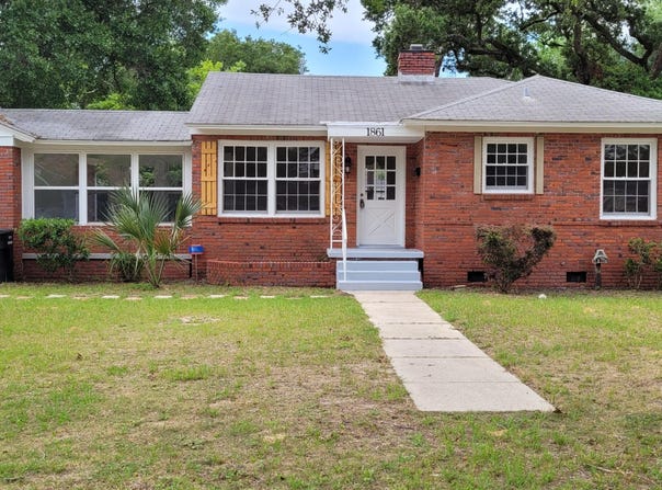 1861 E Hatton Street, Pensacola, FL 32503