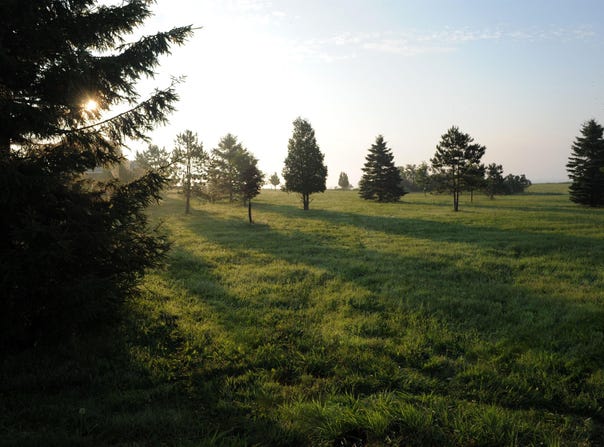 614 LAKESHORE Drive, KEWAUNEE, WI 54216