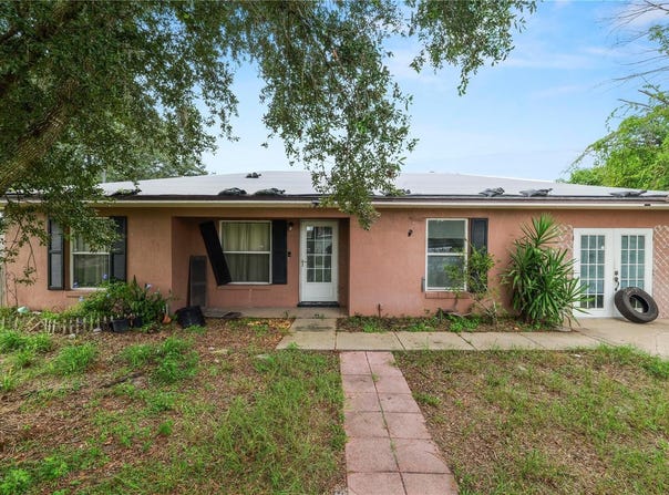 136 MADERA Drive, WINTER HAVEN, FL 33880