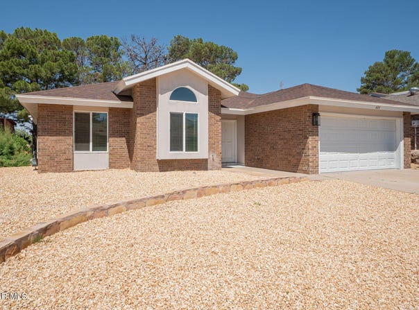 609 Bristol Drive, El Paso, TX 79912