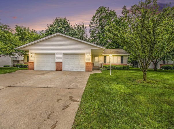 3545 Holland Park, Port Huron, MI 48060