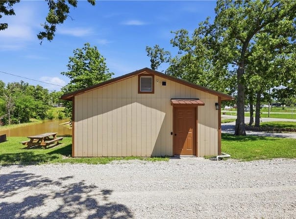 11015 Rt 7 Highway, Clinton, MO 64735
