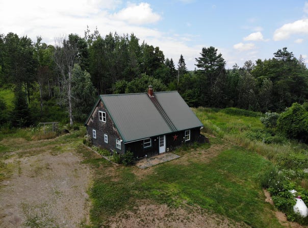 95 Hunter Road, Unity, ME 04988