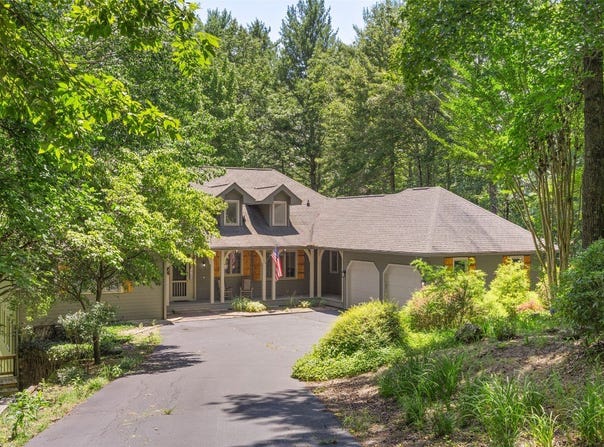 79 Rexwood Lane, Sapphire, NC 28774