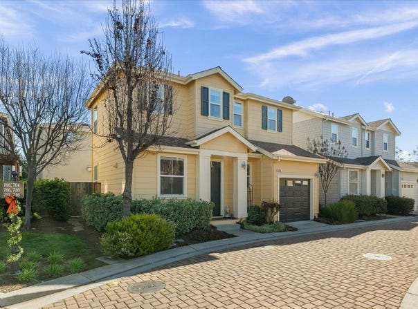 704 Tennyson DR, GILROY, CA 95020