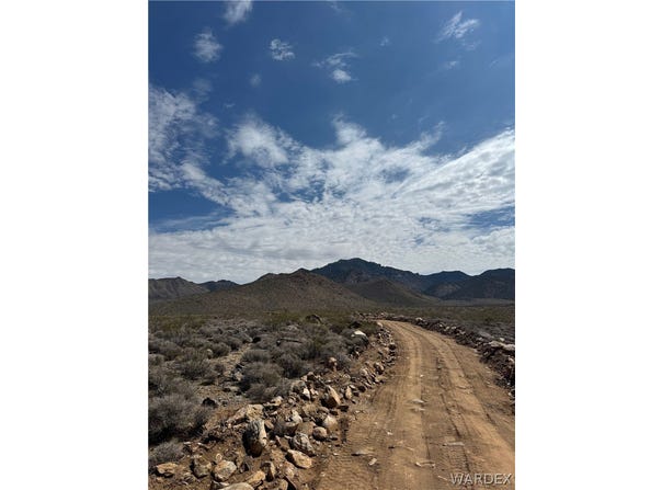 316-05-027 Longhorn Drive, Dolan Springs, AZ 86441