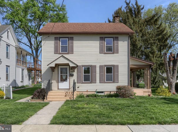 659 E MAPLE STREET, ANNVILLE, PA 17003