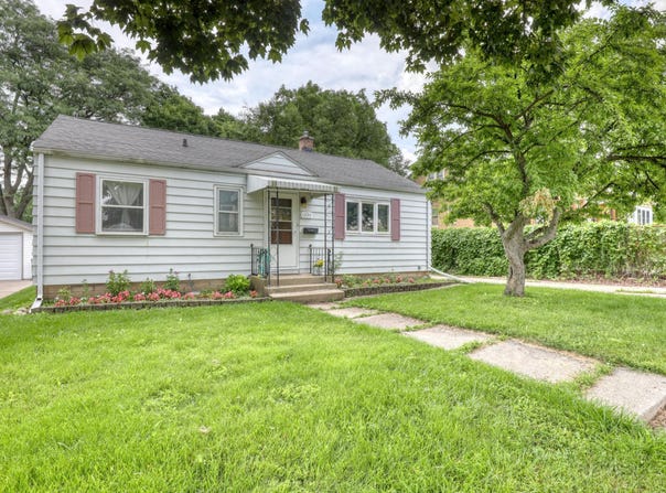 1234 S 97th St, West Allis, WI 53214