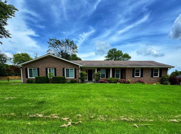 318 Clearbrook Drive, Danville, KY 40422