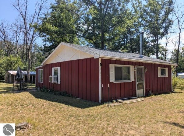 3464 N Allen Road, Hale, MI 48739
