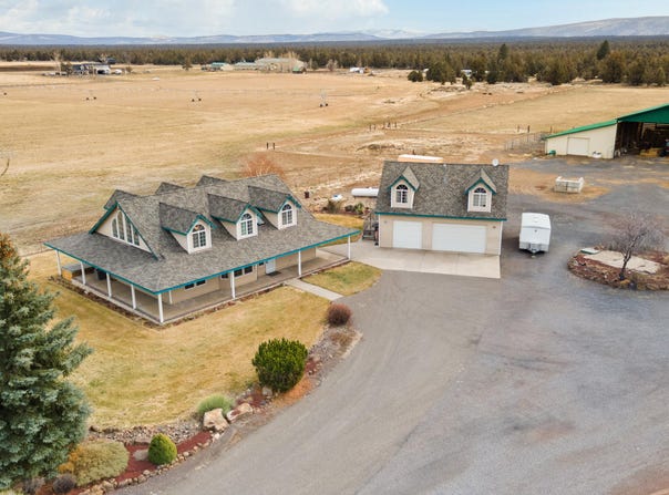 24585 Dodds Road, Bend, OR 97701