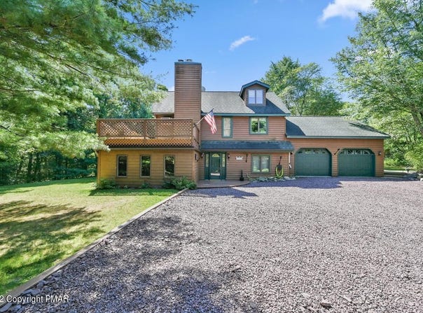 134 Moseywood Road, Lake Harmony, PA 18624