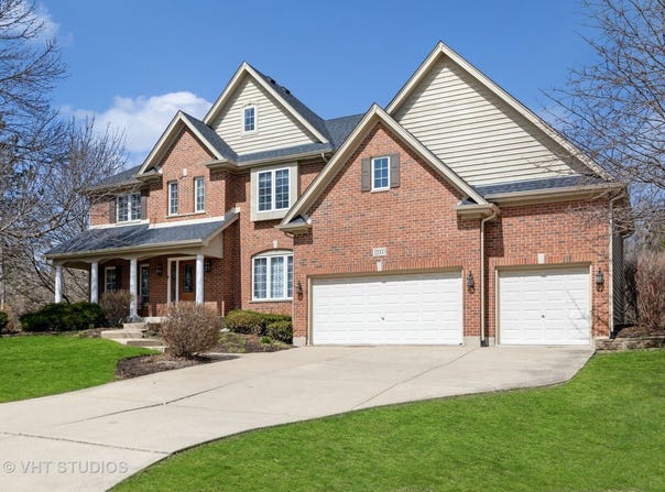 12000 Willow Ridge Drive, Willow Springs, IL 60480