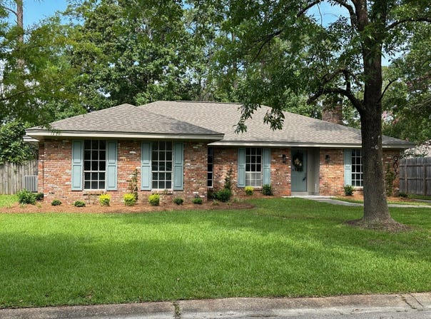 903 Monterrey, Hattiesburg, MS 39402