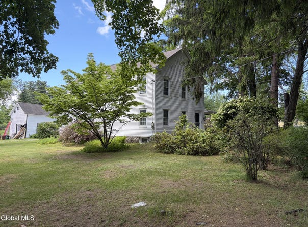 3002 Consaul Road, Schenectady, NY 12304