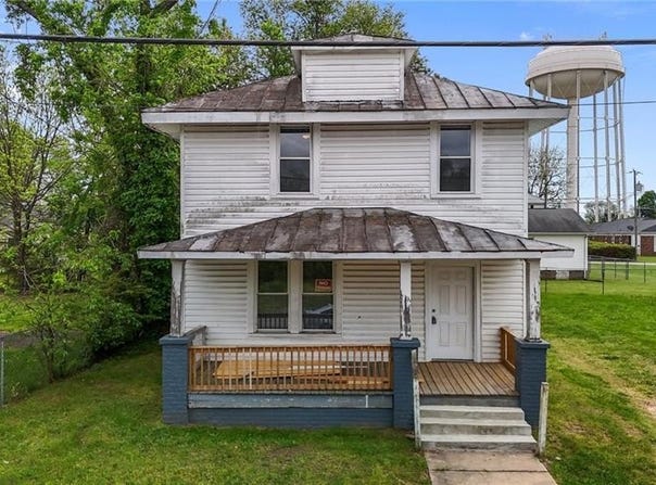 811 Lindsey Street, Reidsville, NC 27320