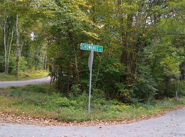 Chowanec Road, Columbia, CT 06237
