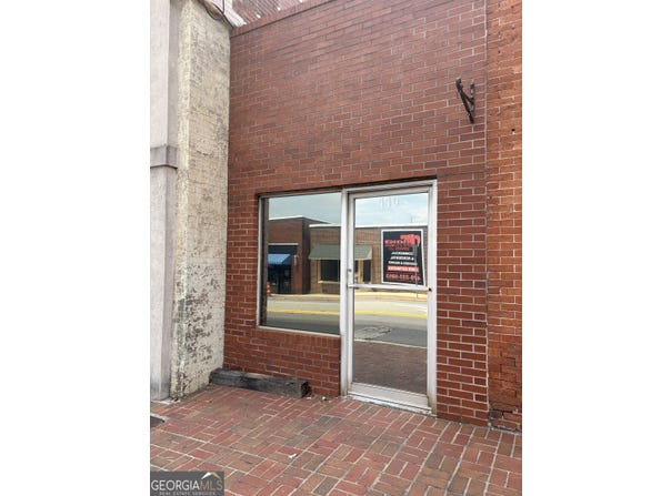 110 S Harris, Sandersville, GA 31082