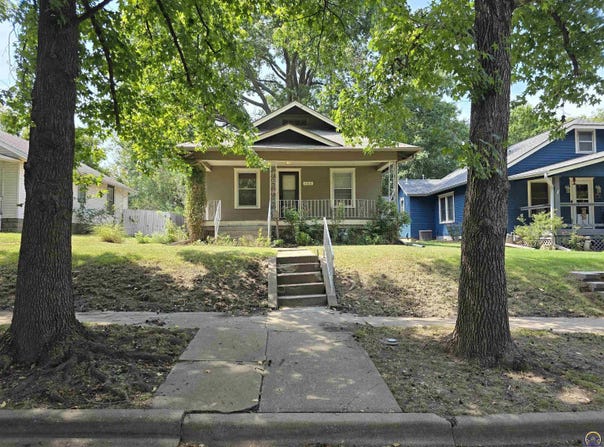 123 SW Kendall AVE, Topeka, KS 66606