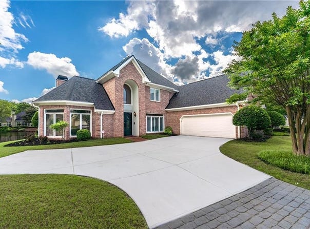 9325 Saint Georgen Common, Johns Creek, GA 30097