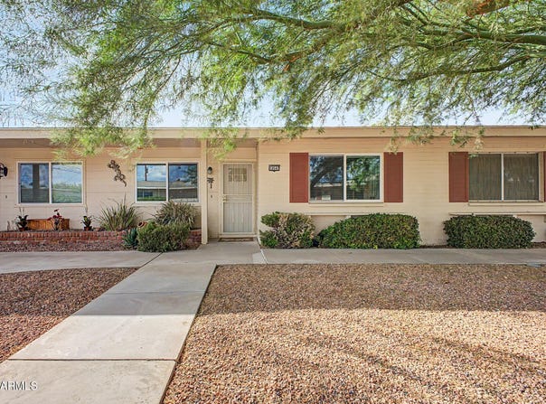 10547 W COGGINS Drive, Sun City, AZ 85351