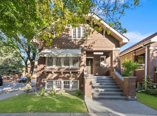 1901 S 61st Court, Cicero, IL 60804