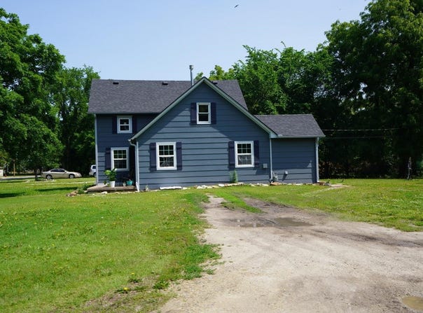 304 N Walnut, Douglass, KS 67039