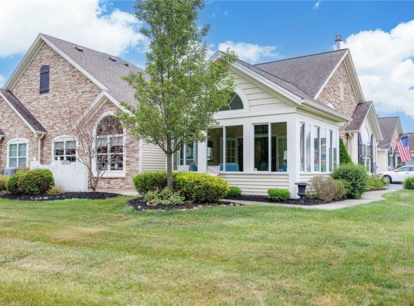 270 Maryview Drive, Penfield, NY 14580