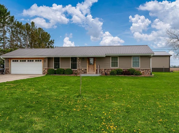 4701 E County Road J, Beloit, WI 53511-8925