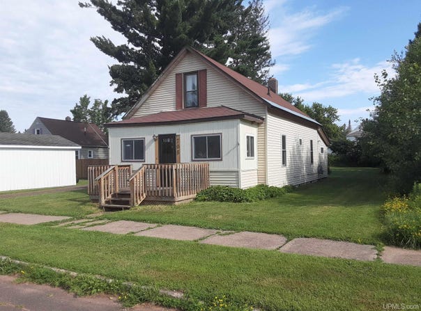 705 Hancock, Wakefield, MI 49968