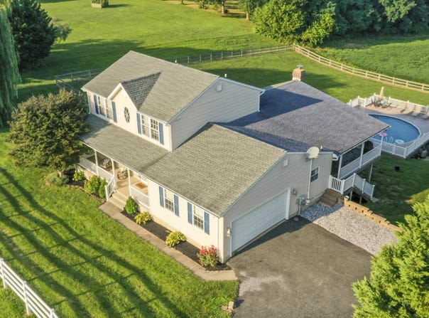 495 THRONE ROAD, FAWN GROVE, PA 17321