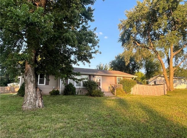1101 Wellington Street, Richmond, MO 64085