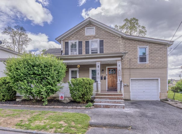 100 Gage Street, Kingston, NY 12401